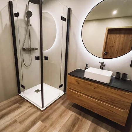 Apartmán Modernes Boutique-apartment In Naturtraum *