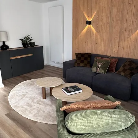 Apartmán Modernes Boutique-apartment In Naturtraum