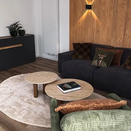 Modernes Boutique-apartment In Naturtraum Apartman